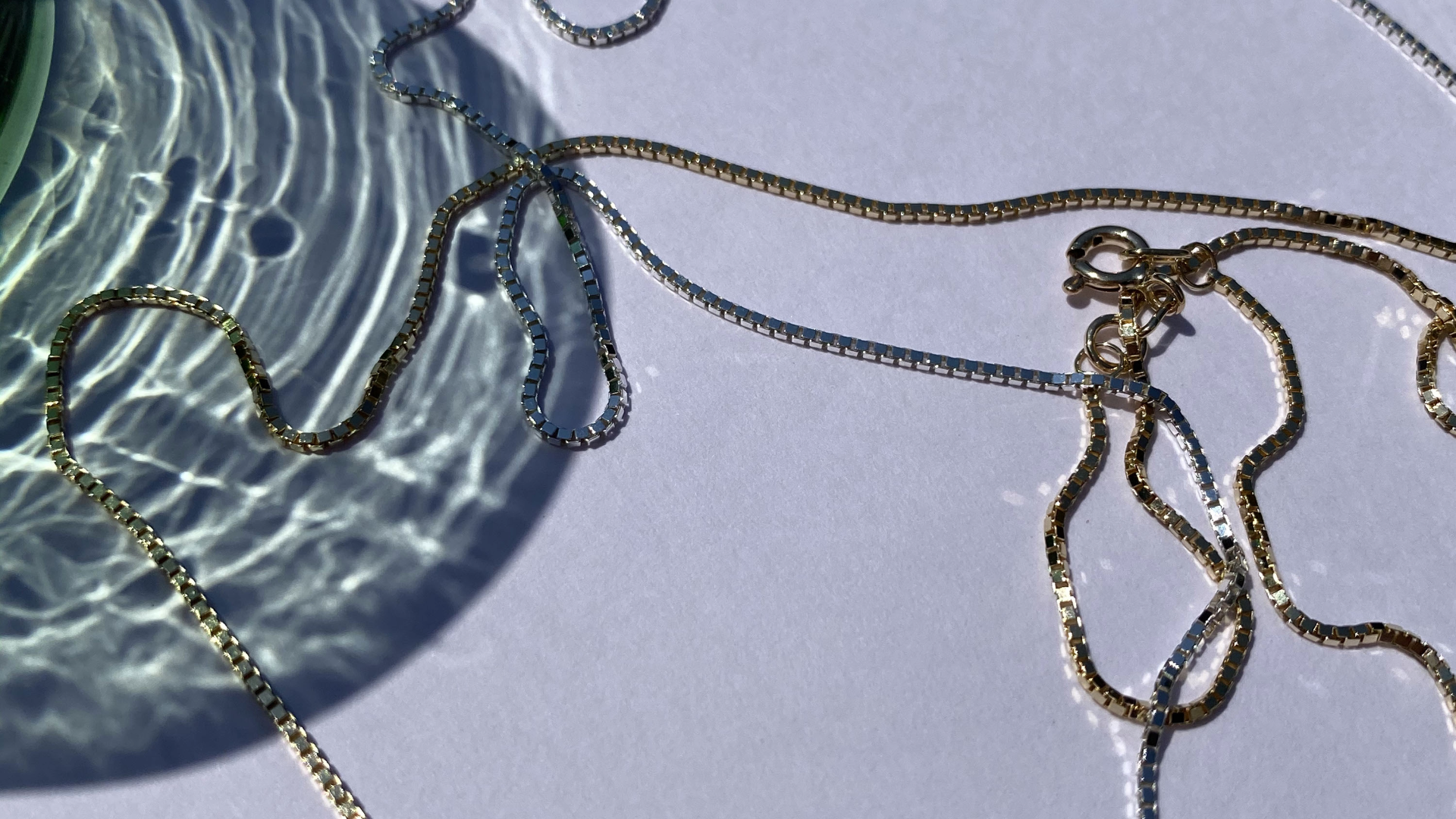 Can You Wear Gold or Silver Jewellery in Chlorine? Here’s What You Need to Know