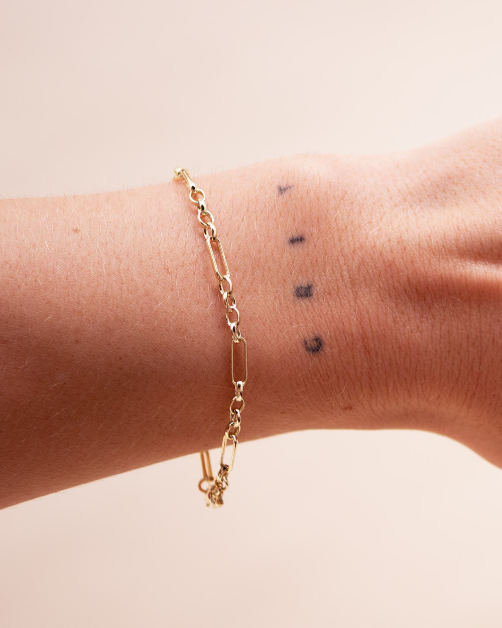 THE CHUNKY FIGARO BRACELET GOLD