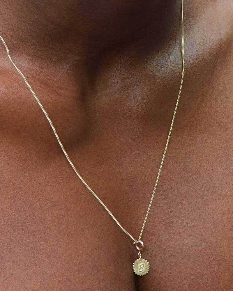 THE CURB CHAIN GOLD